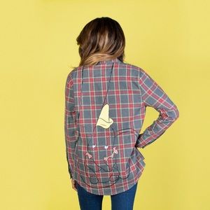 Cakeworthy Disney’s Dumbo Plain Flannel button up